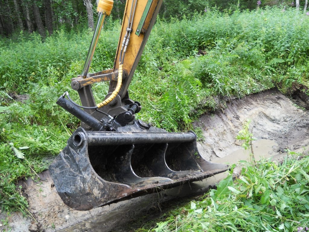 Sieve Buckets – Efficient Sediment Removal & Water Body Dredging